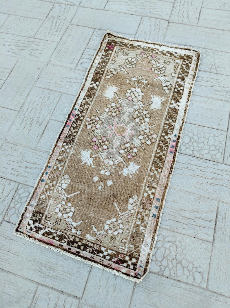 2x5 Vintage Small Turkish Handwoven Area Antique 1950's Home Decor Rug